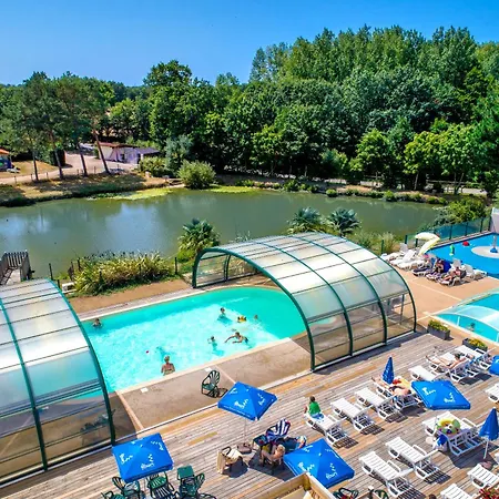 אוהל מפואר Budget Glamping Safaritent La Bretonniere