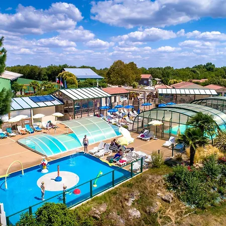 אוהל מפואר Budget Glamping Safaritent La Bretonniere